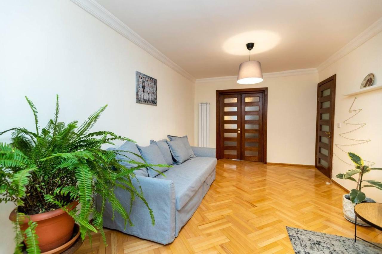 Wehost Cosy Apartment Tbilissi Extérieur photo